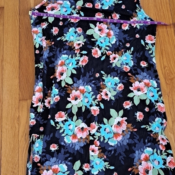 Flutter and Kick Maternity Large Floral Asymmetrical Hem Sleeveless Maxi Dress - Picture 8 of 11